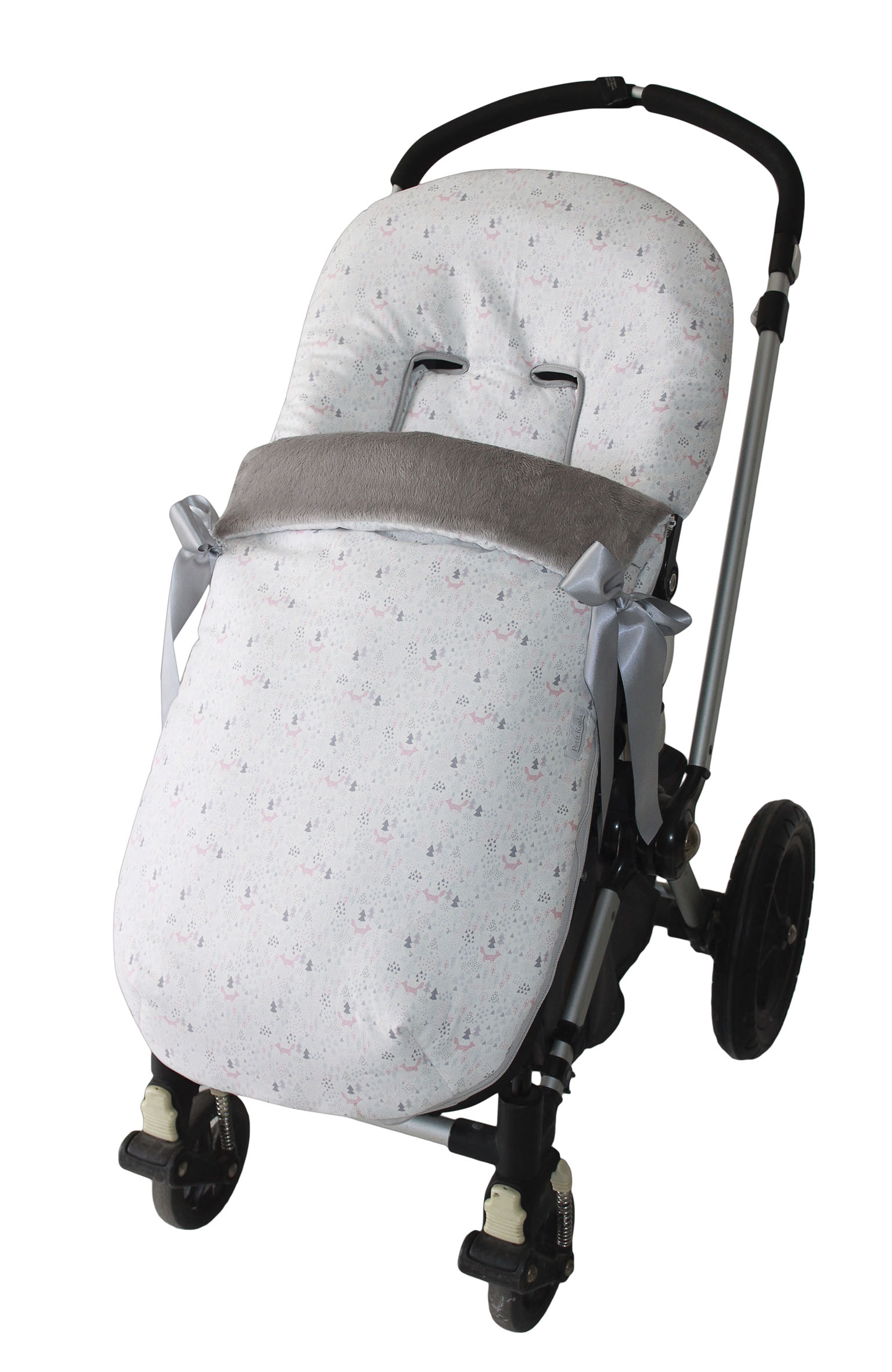 El saco para la silla de paseo: imprescindible para abrigar al bebé en  invierno